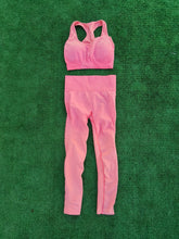 Size M - Combo (top+ long legging) Stock left - 3