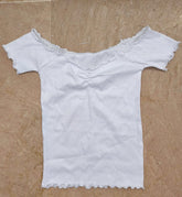 Streachable white t-shirt