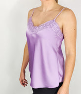 Detailed lilac t-shirt