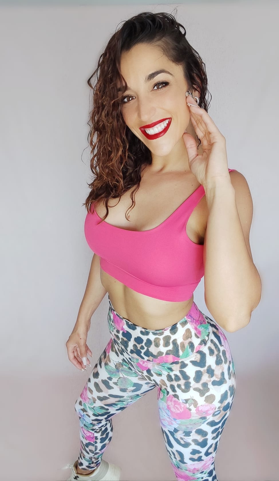 Only M - Pink super top