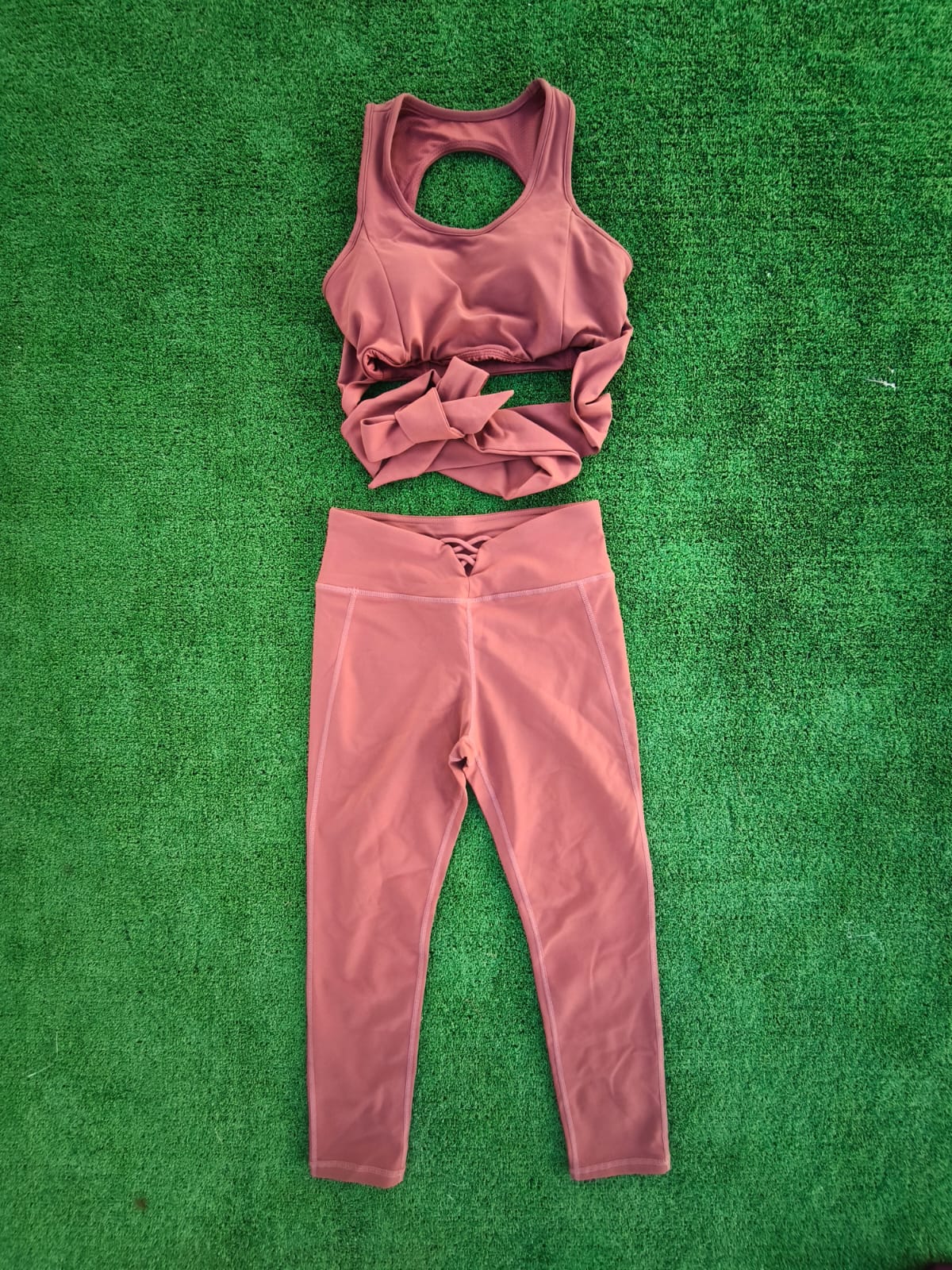 Size M - Combo (top+ long legging) Stock left - 9