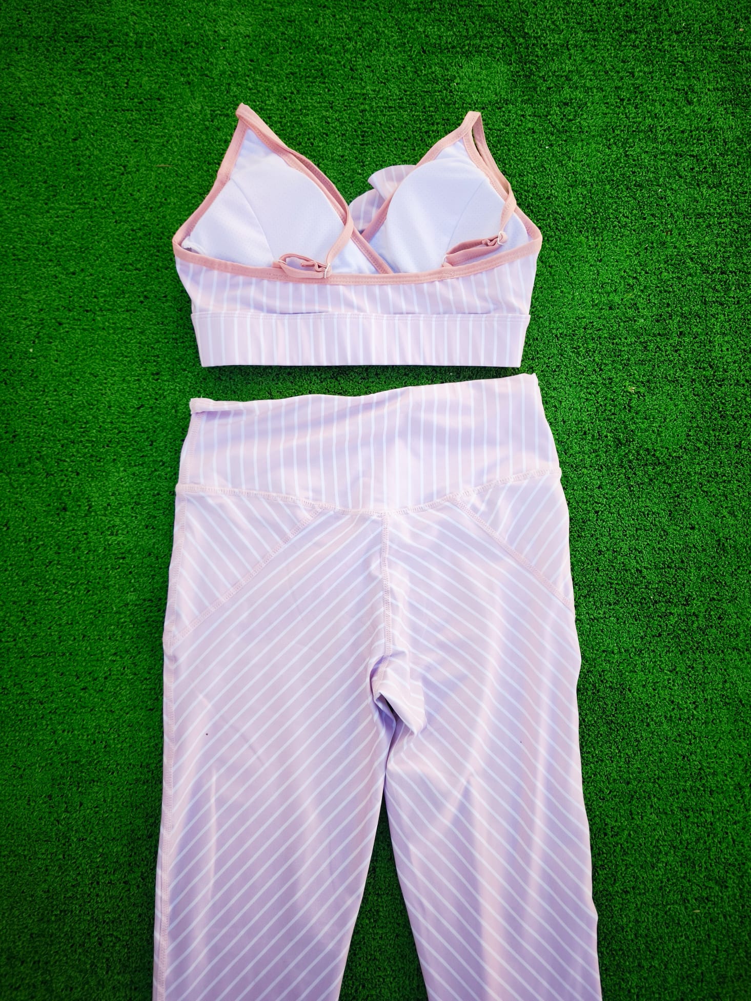 Size S - Combo (top+ long legging) Stock left - 5