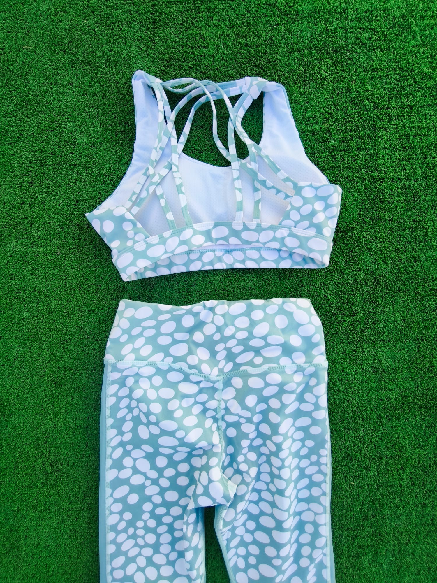 Sizes S&M - Combo (top+ long legging) Stock left - 4