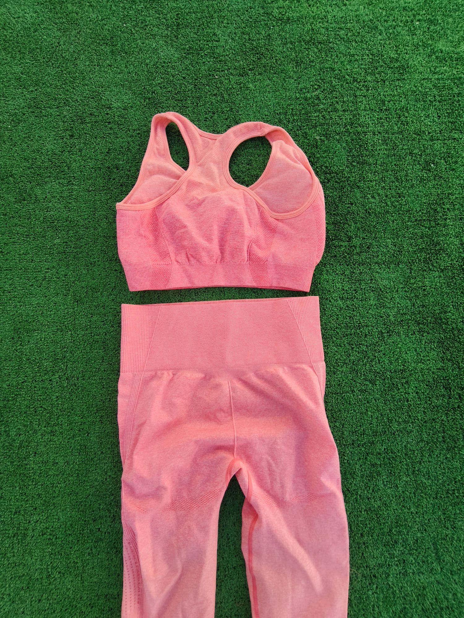 Size M - Combo (top+ long legging) Stock left - 3