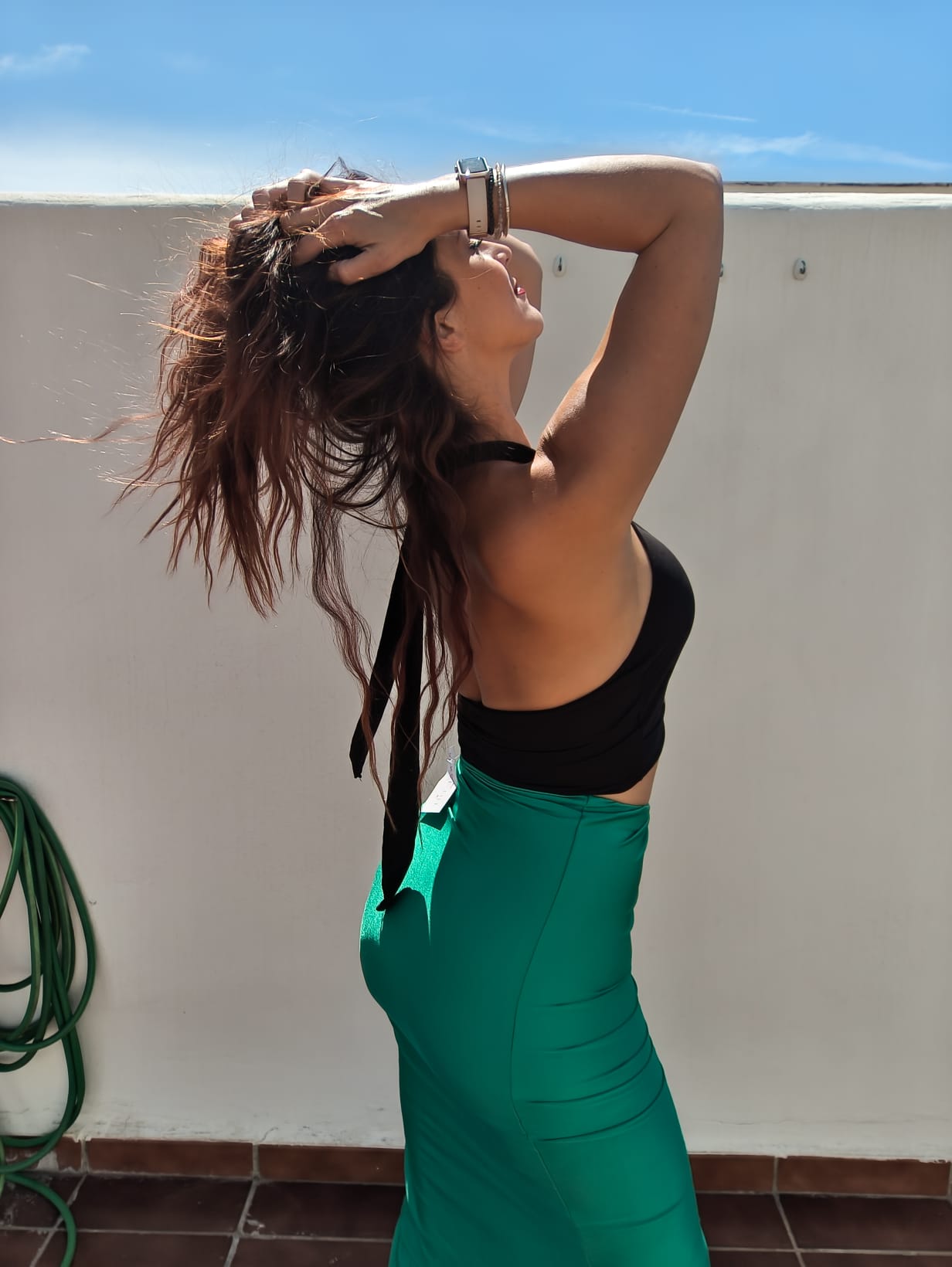 Streachable laced top