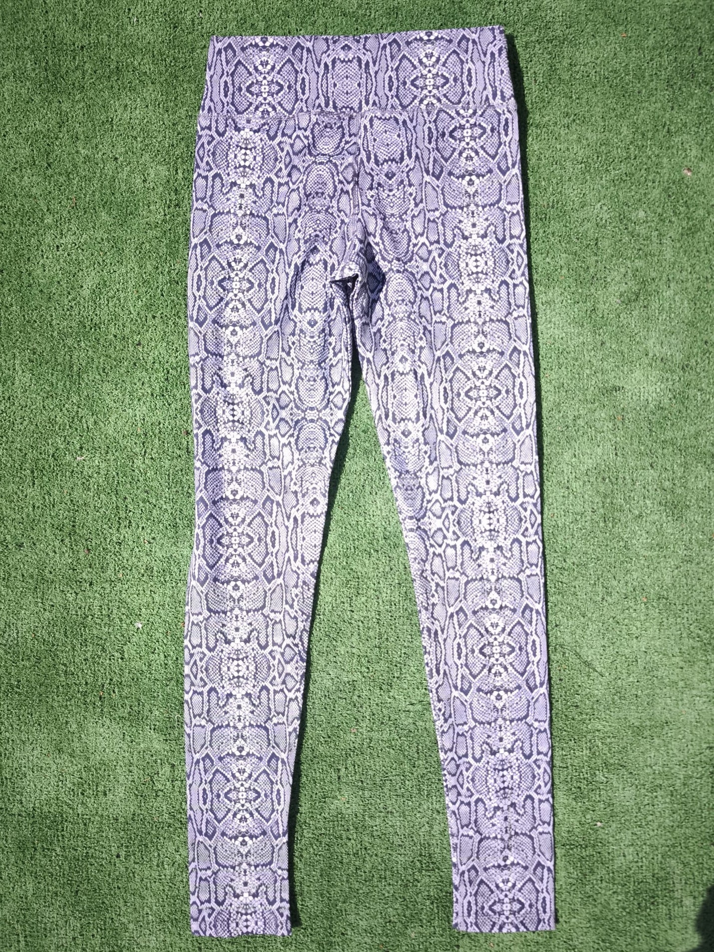 Only S/M - Grey snaky Legging