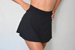 Black shaped skirt